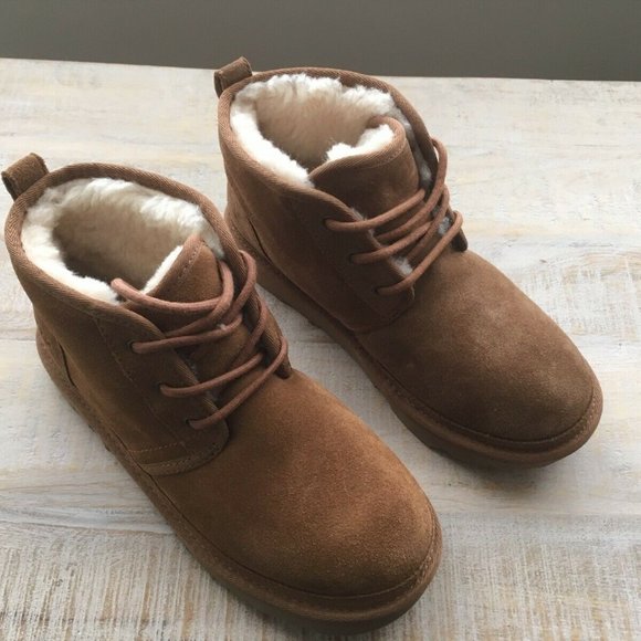 UGG Boy's Neumel Chestnut Brown Fashion Boots sz 6 - Picture 1 of 6
